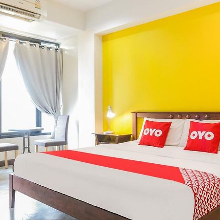 Отель Oyo 233 Sunshine House Чиангмай Экстерьер фото