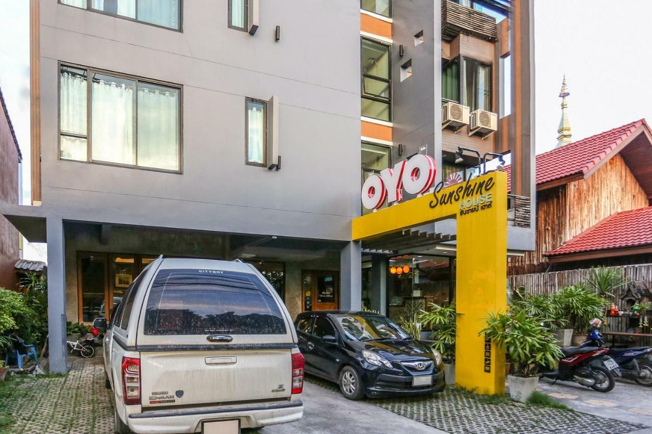 Отель Oyo 233 Sunshine House Чиангмай Экстерьер фото