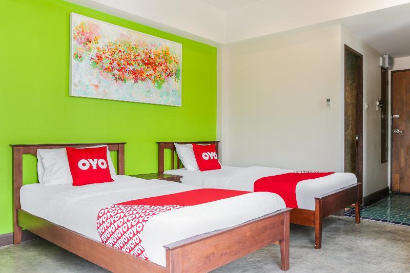 Отель Oyo 233 Sunshine House Чиангмай Экстерьер фото